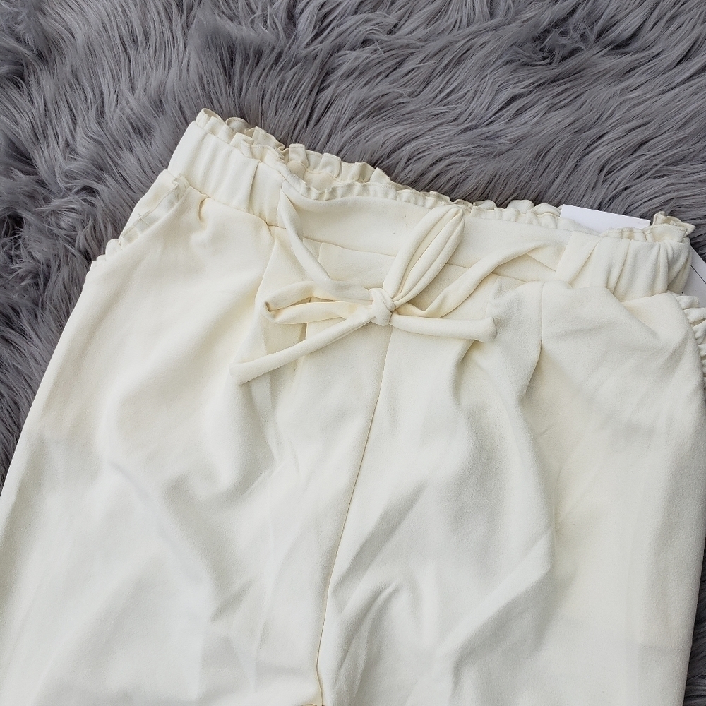 NWT Mari Petite Ruffle Elastic Tie-Waist Pants - Picture 2 of 6